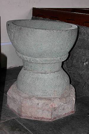 Virginstow - The Font